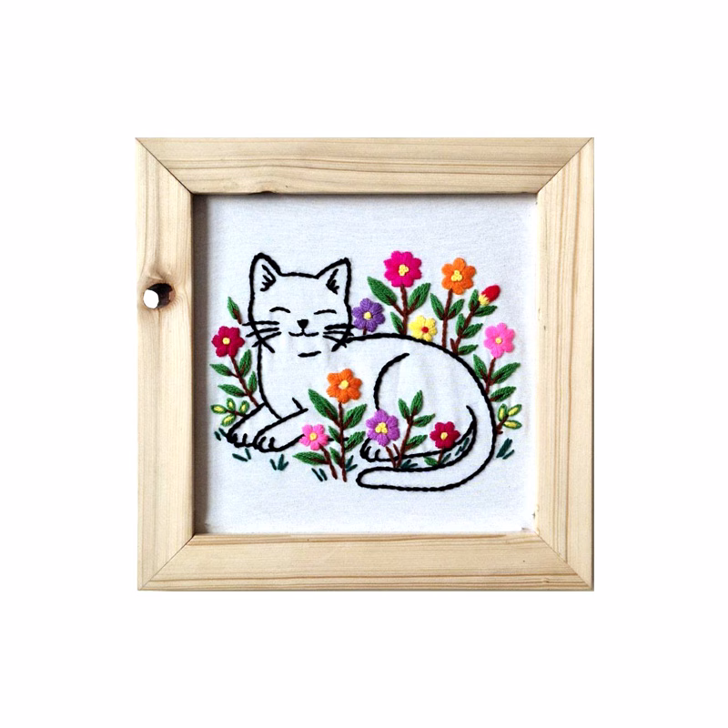 تابلوی گلدوزی طرح گربه 26 در 26